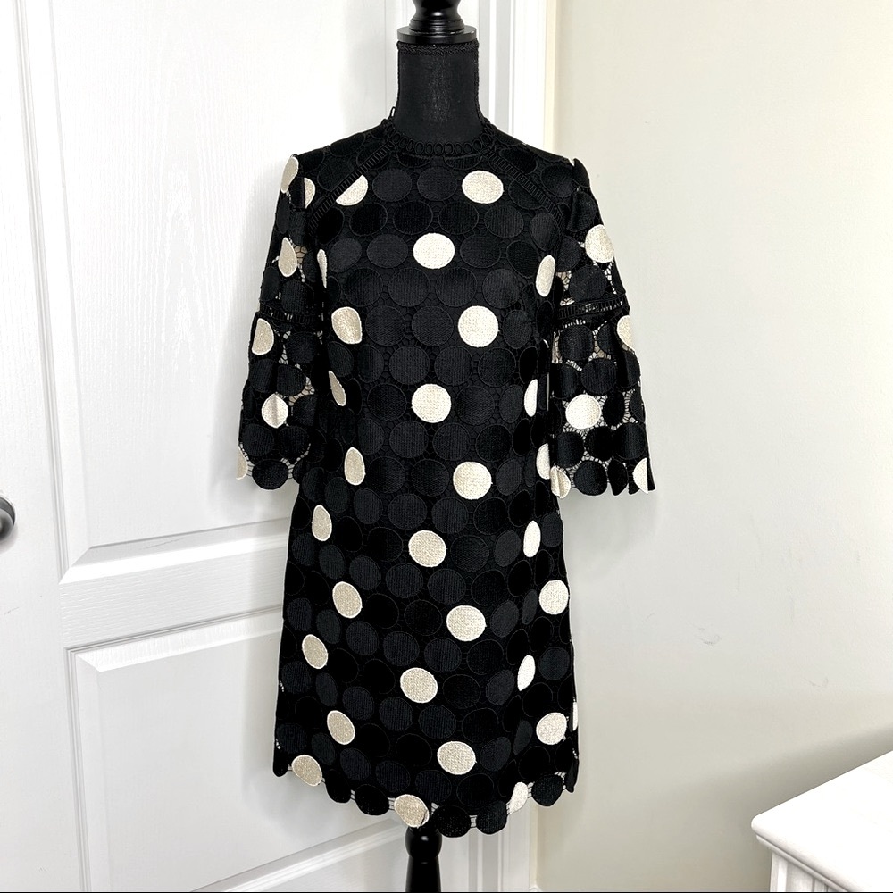 Stunning black and gold shift dress